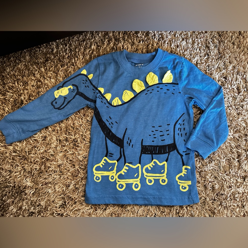Dino tshirt